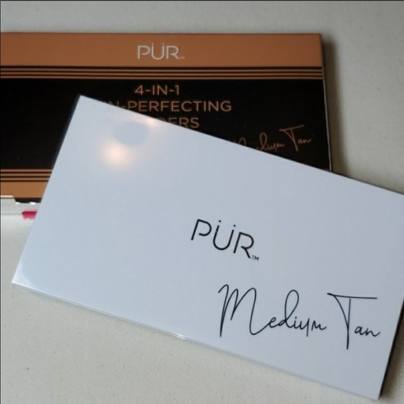 PÜR 4 in 1 Perfecting Face Palette in Medium/Tan - Picture 5 of 8